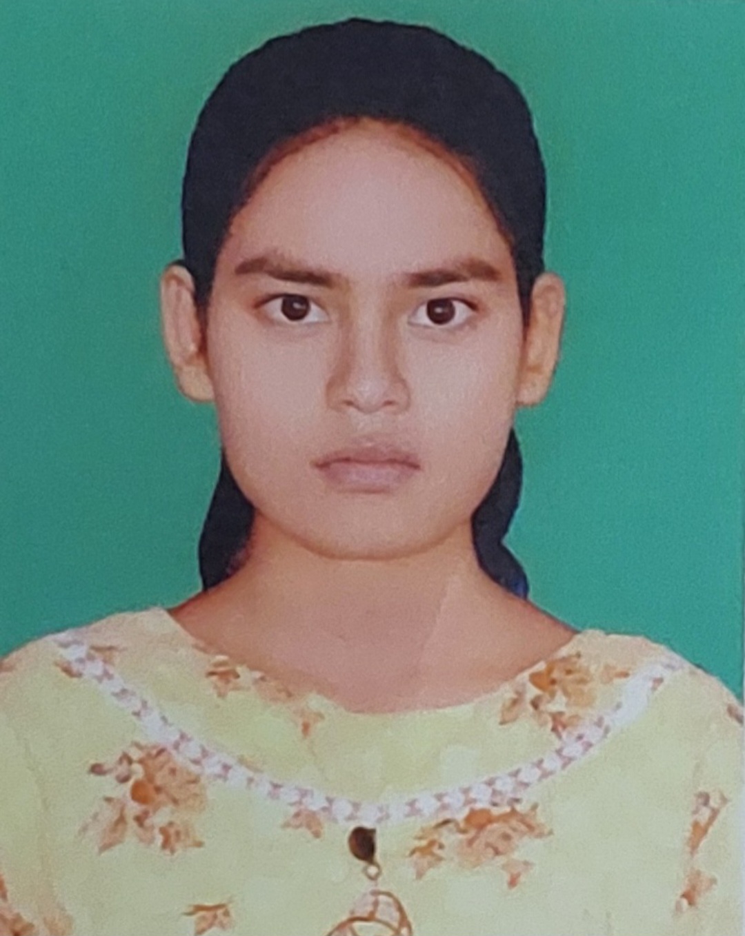 Student Photo Not Available