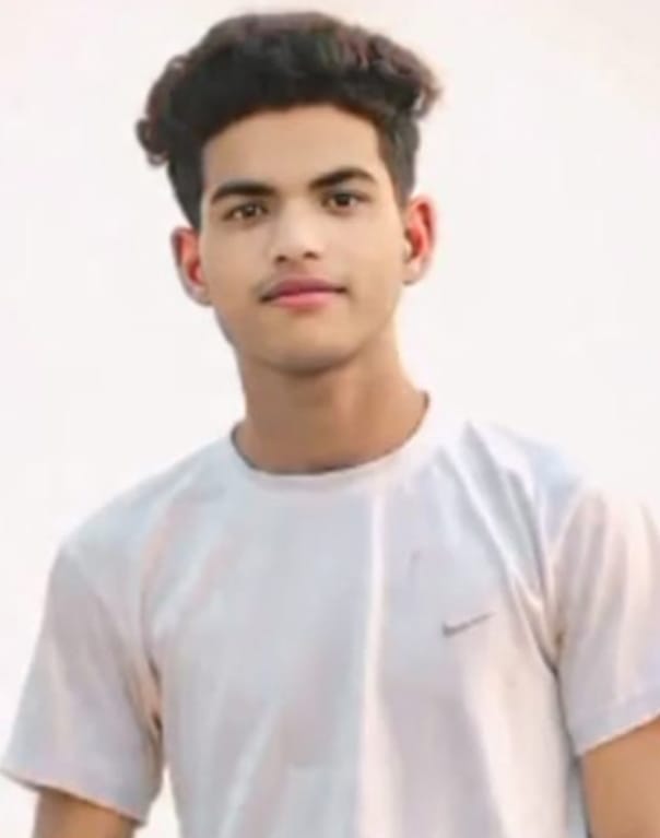 Student Photo Not Available