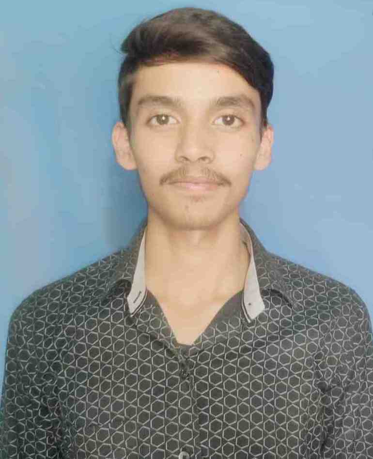 Student Photo Not Available