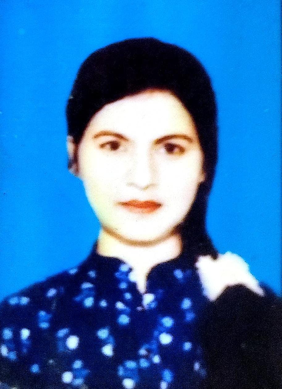 Student Photo Not Available